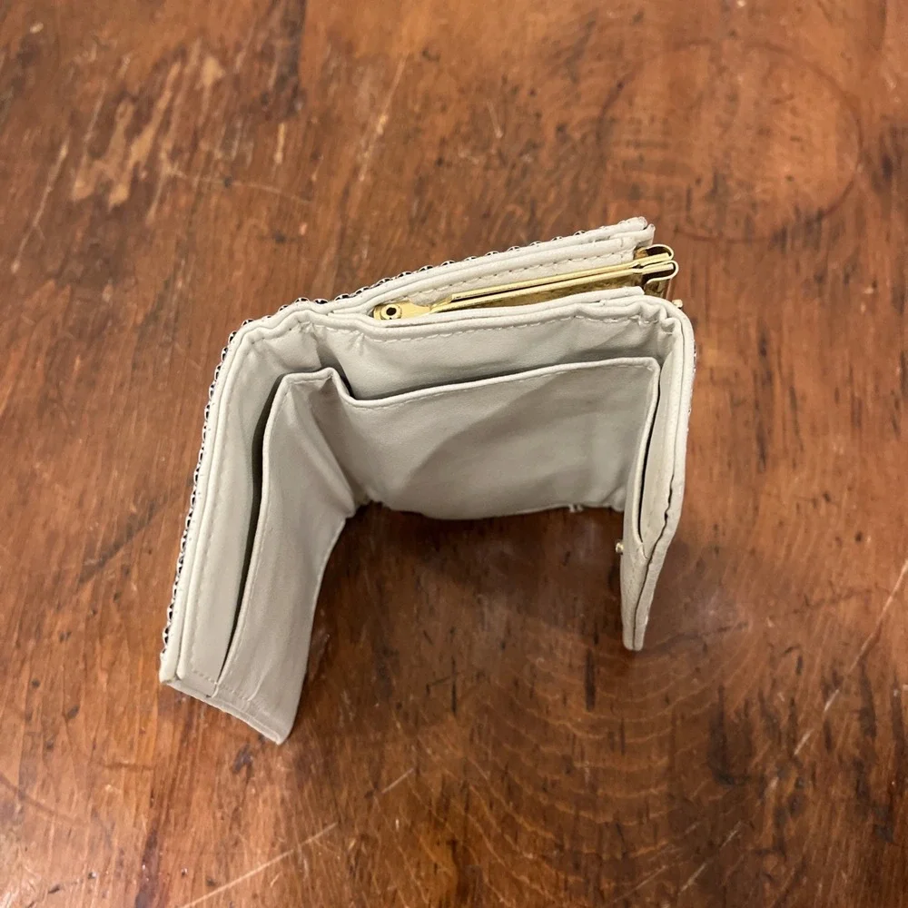 Vtg Whiting And Davis White / Cream Metal Mesh Change Purse Women's Wallet